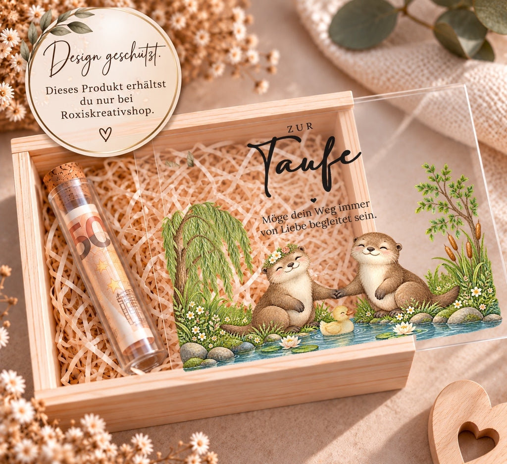 Holzkiste zur Taufe mit Ottern am Fluss, eigenes Design von RoxisKreativShop