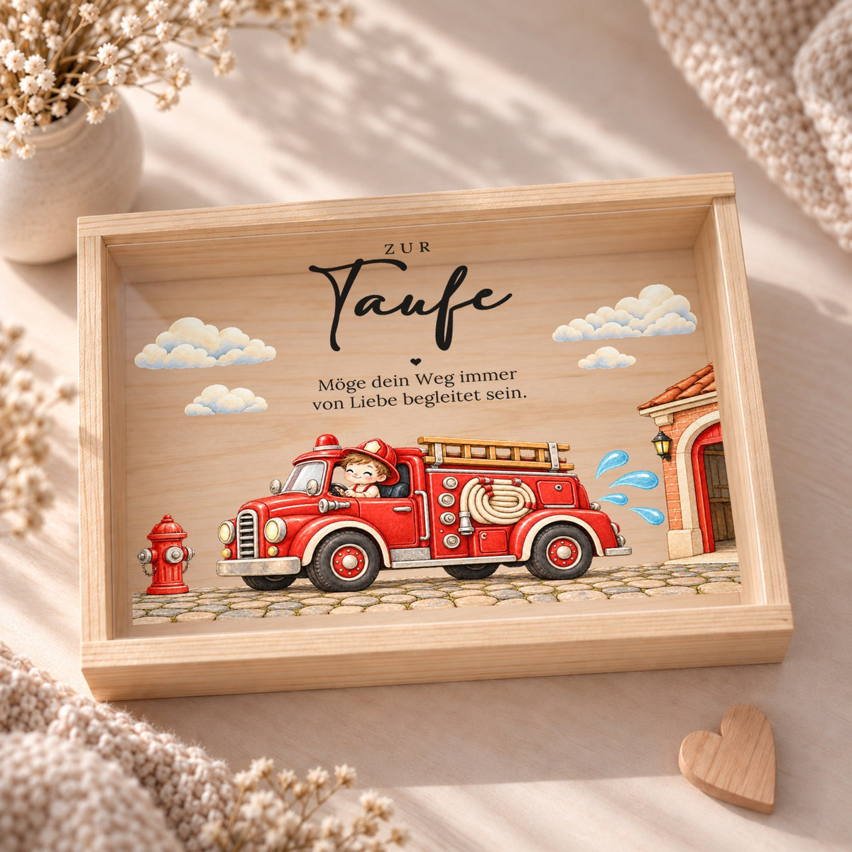 Taufkiste mit Feuerwehr von oben, Taufspruch Möge dein Weg immer von Liebe begleitet sein