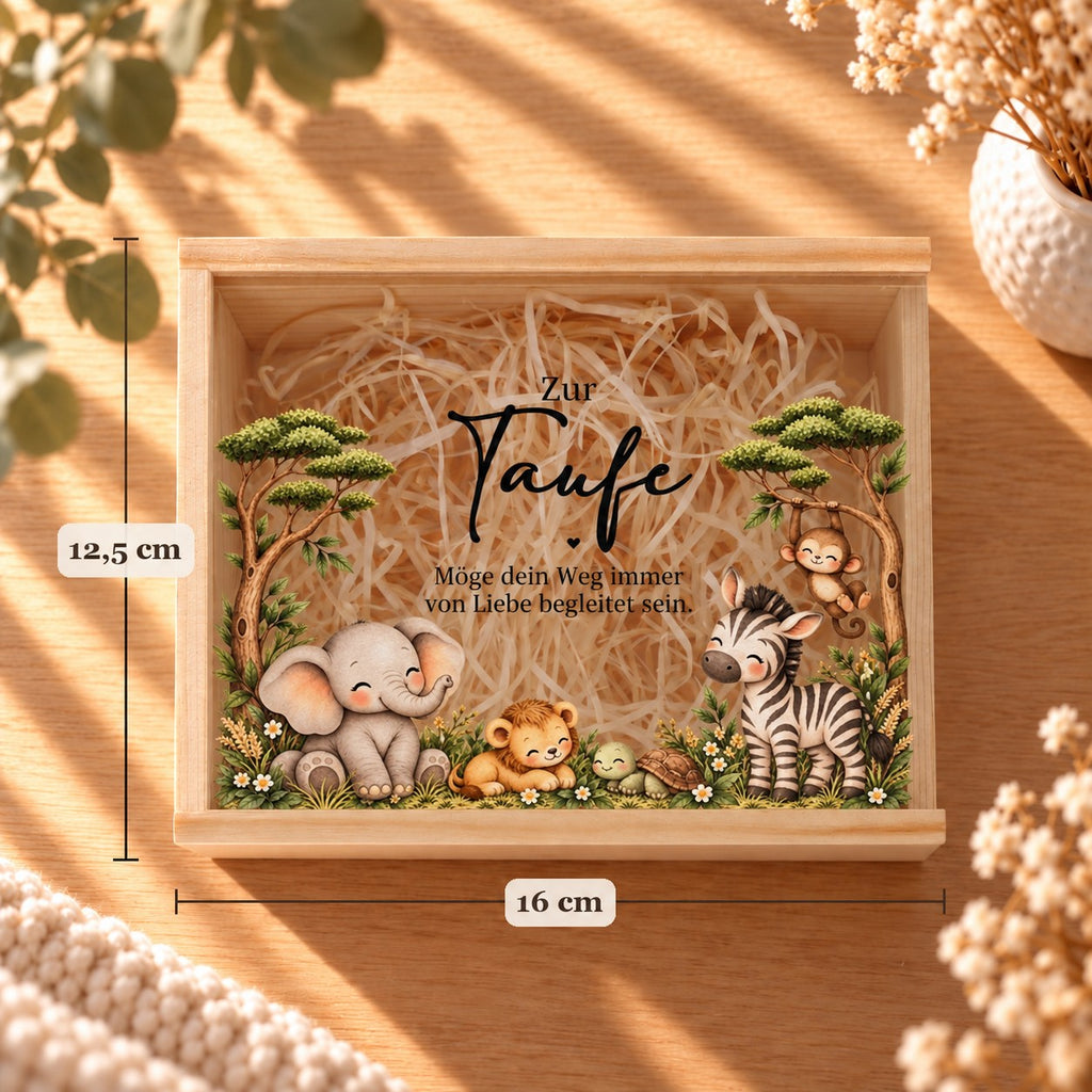 Maße der Holzkiste zur Taufe im Safari-Design: 16 × 12,5 cm