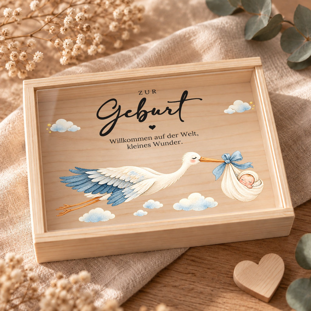 Geschlossene Holzkiste zur Geburt mit bedrucktem Acryl-Schiebedeckel, Storch