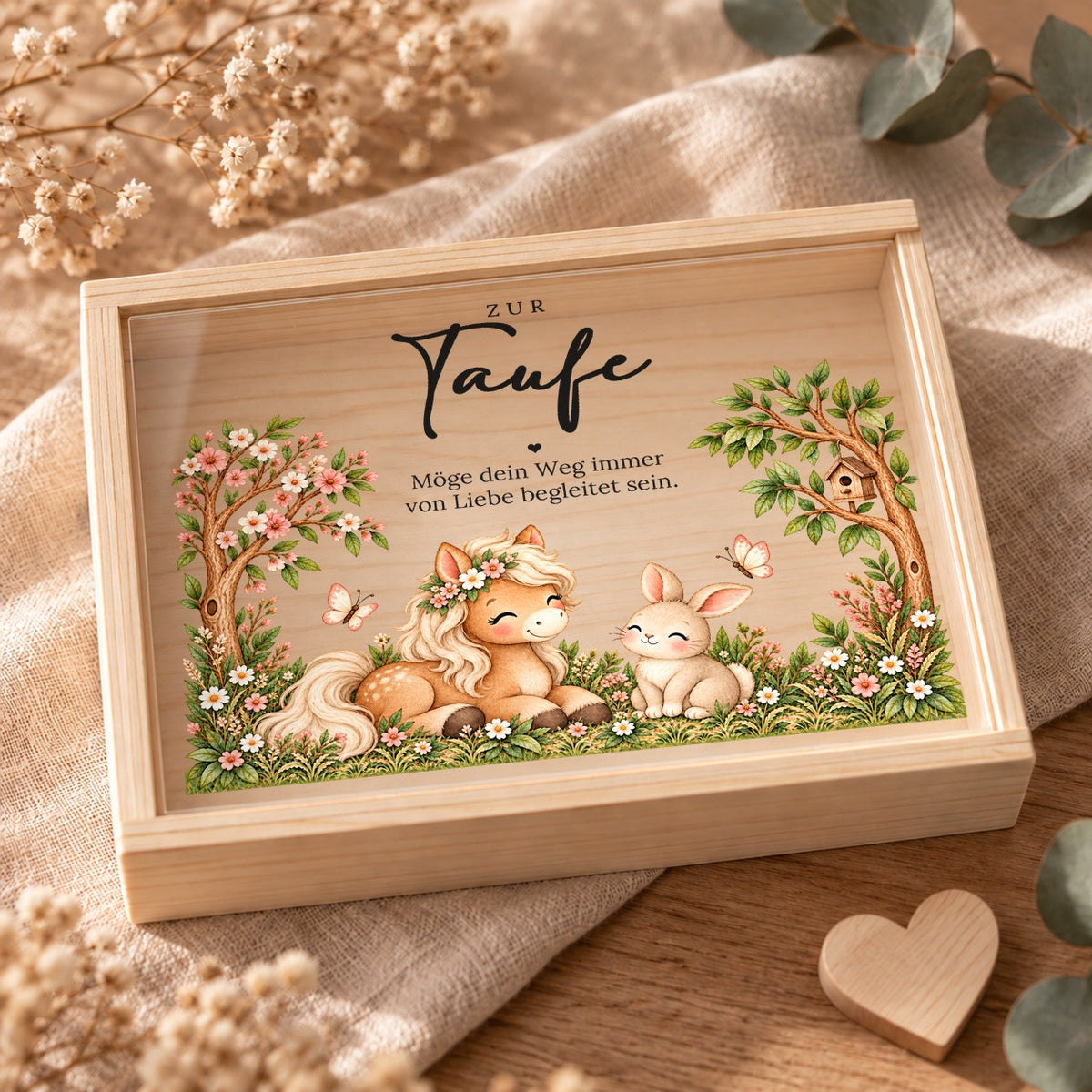 Geschlossene Holzkiste zur Taufe mit Acryldeckel im Pony-Design