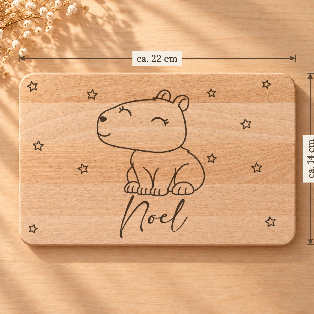 Frühstücksbrettchen mit einem Capybara, Maße ca. 22 × 14 cm