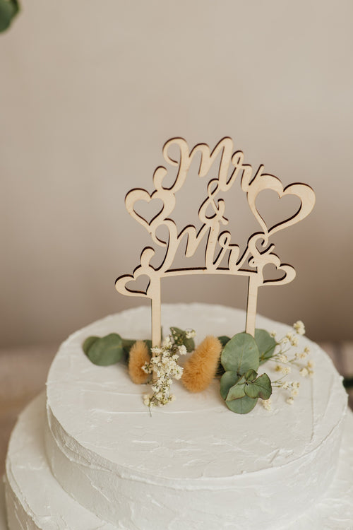 Caketopper Mr & Mrs aus Holz – Produktbild 2