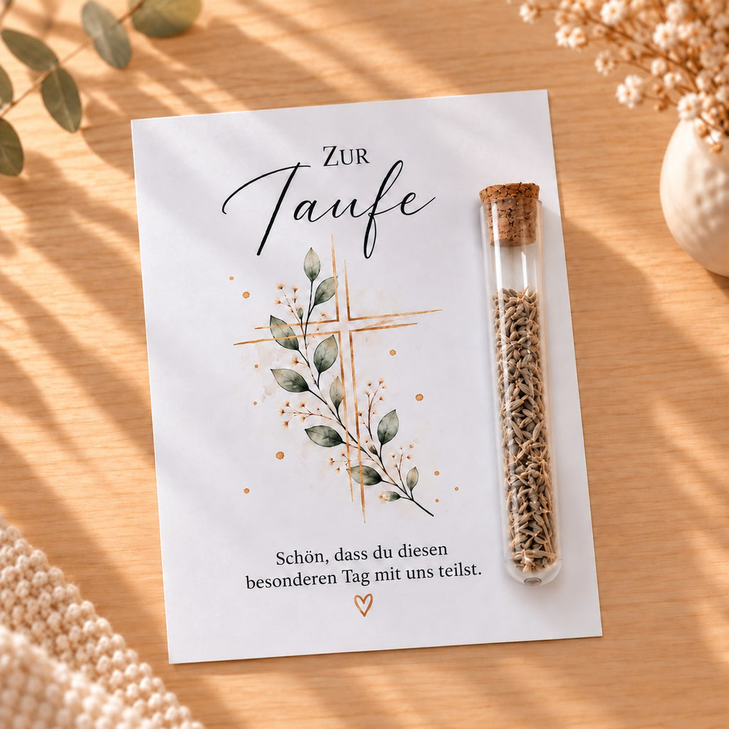 Gastgeschenk zur Taufe mit Blumensamen: Karte mit Kreuz und Glasröhrchen