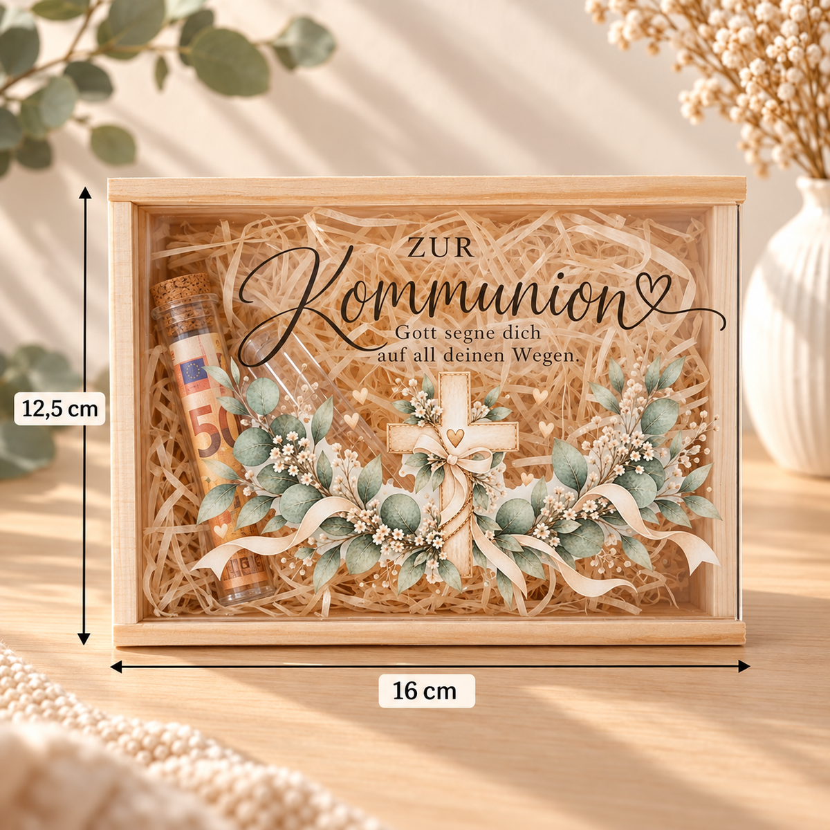Holzbox zur Kommunion, Maße 16 × 12,5 cm, Motiv Kreuz mit Eukalyptus