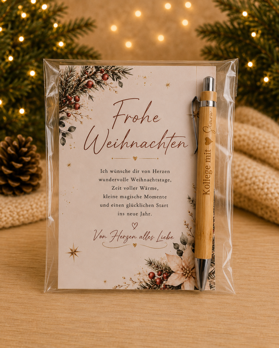 Weihnachtskarte „Frohe Weihnachten“ mit Gruß „Von Herzen alles Liebe“ und personalisiertem Kugelschreiber in Klarsichthülle