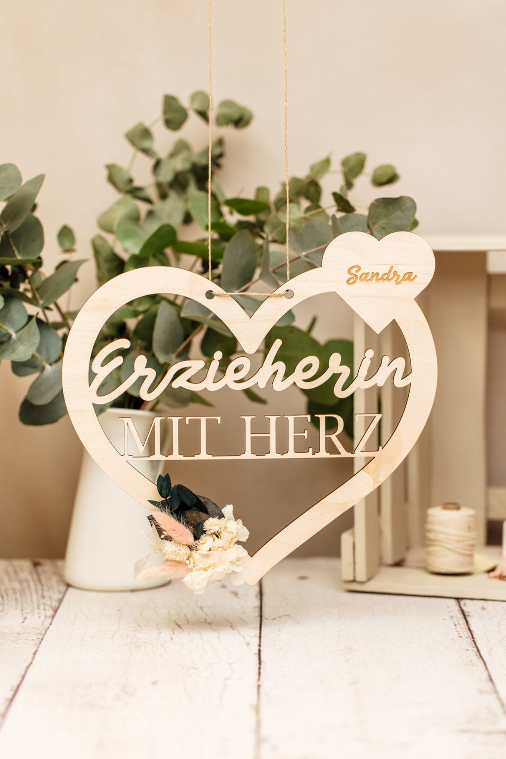 Personalisiertes Holzherz als Abschiedsgeschenk für Erzieherin – Produktbild 7