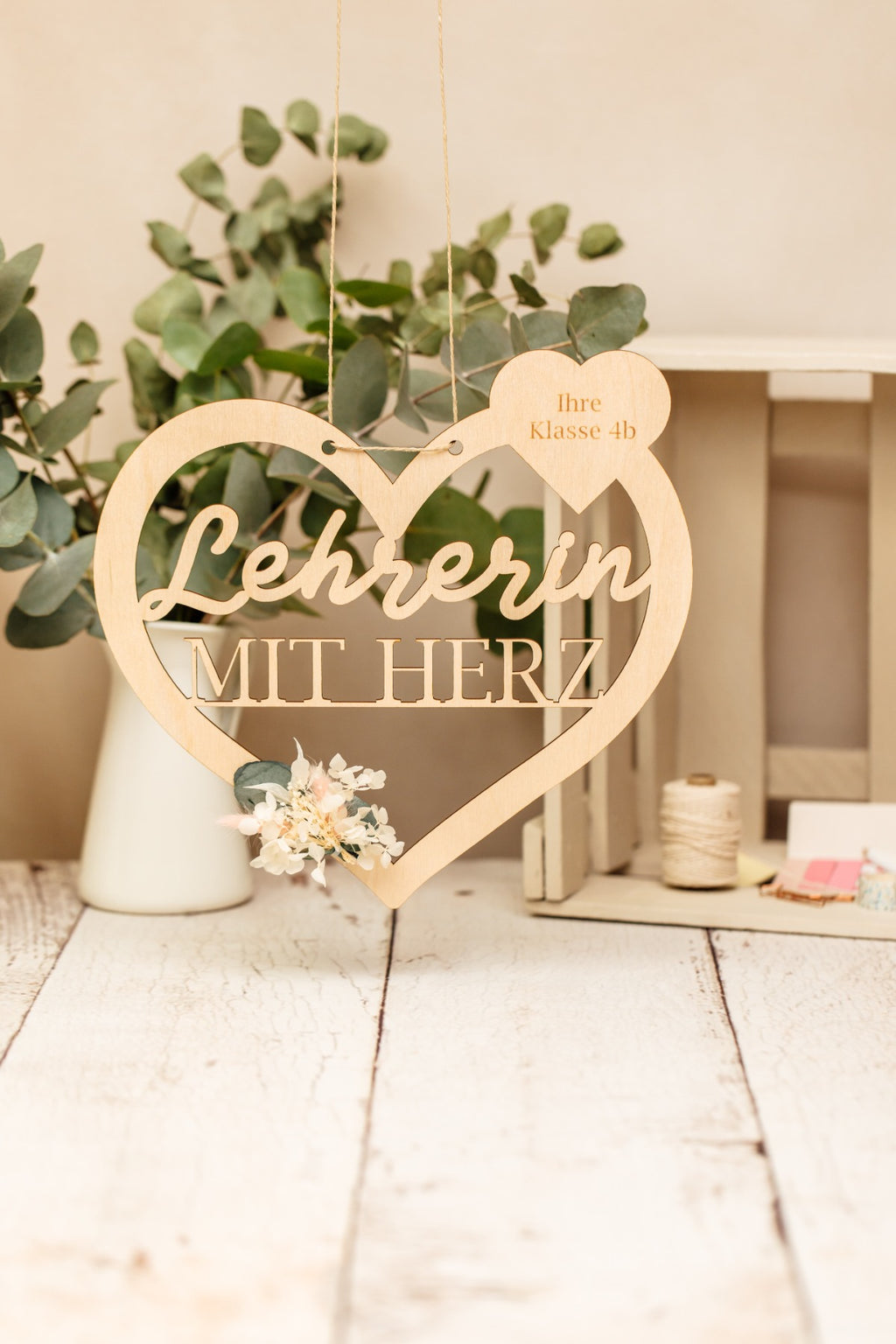 Personalisiertes Holzherz als Abschiedsgeschenk für Lehrerin – Produktbild 6