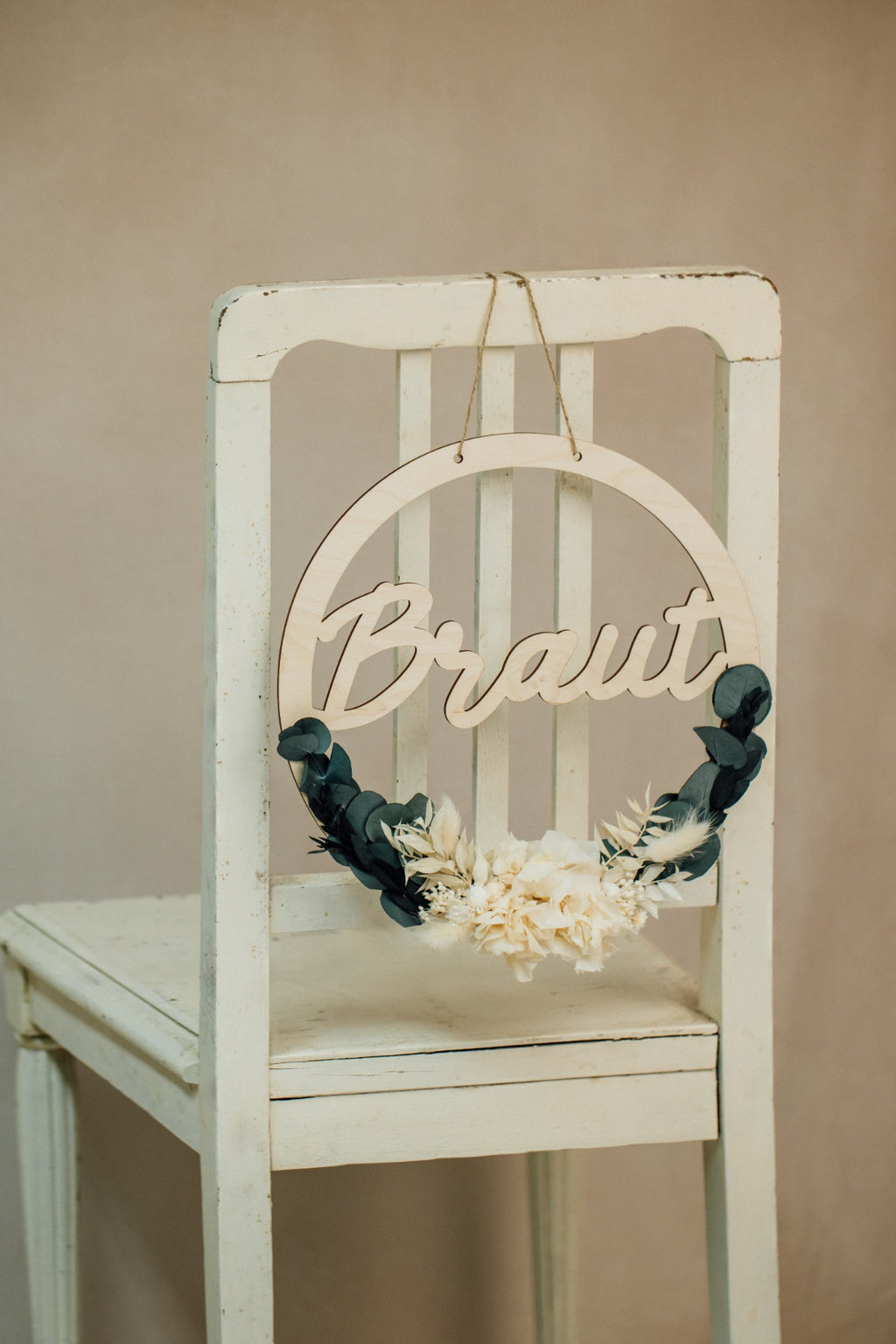 Stuhlschilder aus Holz für die Hochzeit – Produktbild 7