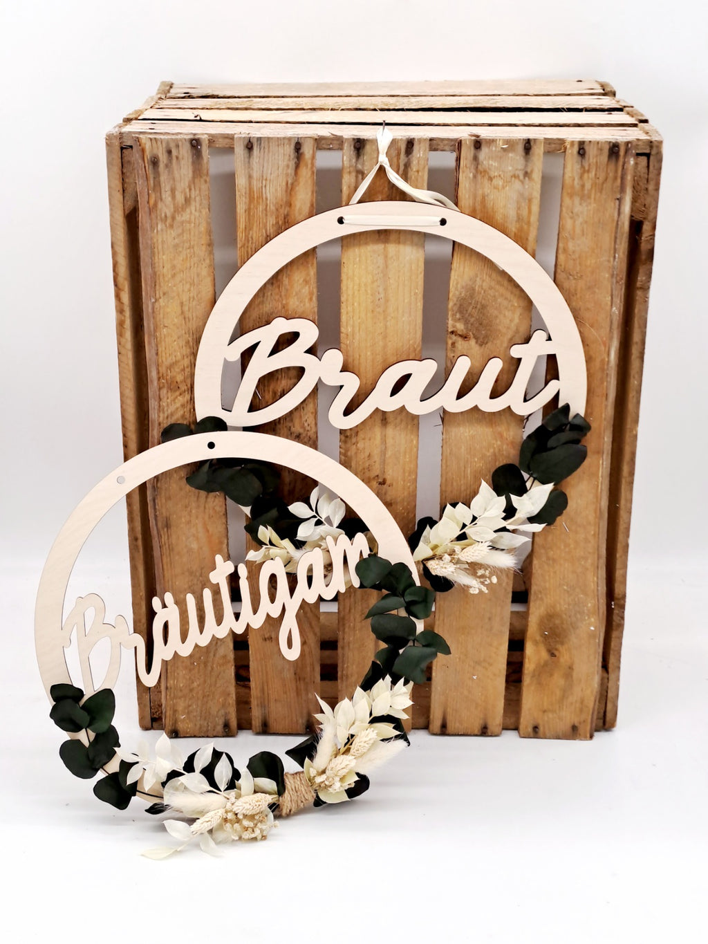 Stuhlschilder aus Holz für die Hochzeit – Produktbild 5